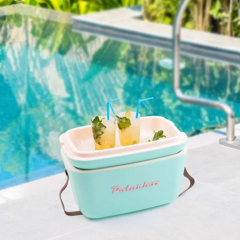 Retro-Style 12-Liter Polarbox Cooler – Portable Insulated Storage Container 1