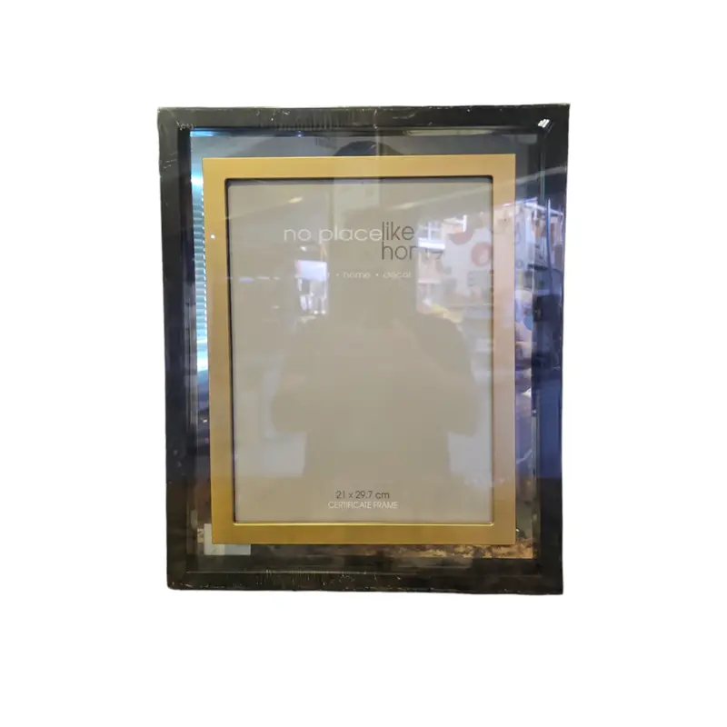 Slim A4 Certificate Display Frame – 21 × 29.7 Cm 1