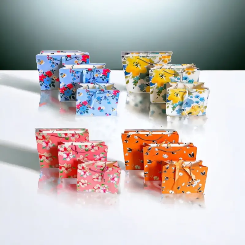 Small Floral Gift Pouch – Compact Paper Bag With Handle (24 × 18 × 10 Cm) 1
